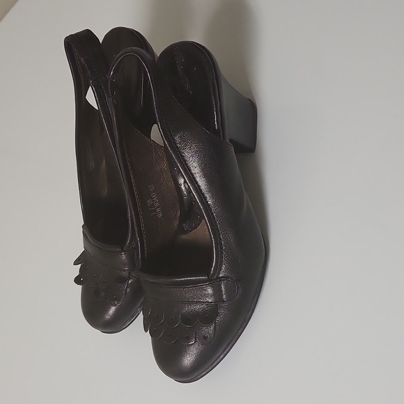 Born Crown SARASOTA Kiltie Slingback Heels Black Size 7 👡 - Picture 5 of 13